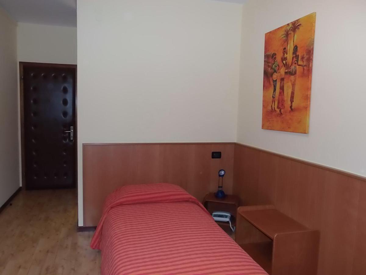 Hotel Vezzano חדר תמונה